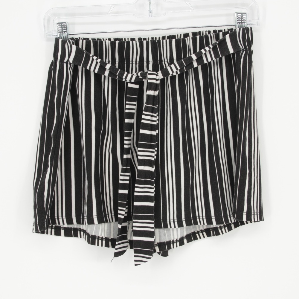 Bobbie Brooks Women's Black Striped Tie Waist Pull On Knit Shorts‎ Size XL